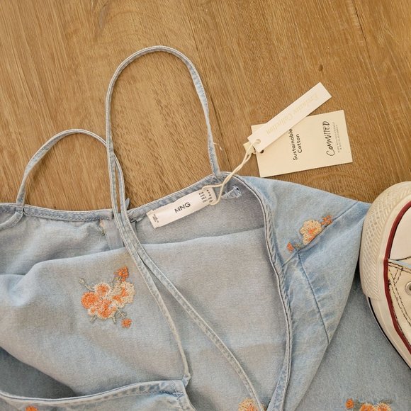 NWT  MANGO Embroidered mini denim dress, size US 6 - Picture 4 of 7